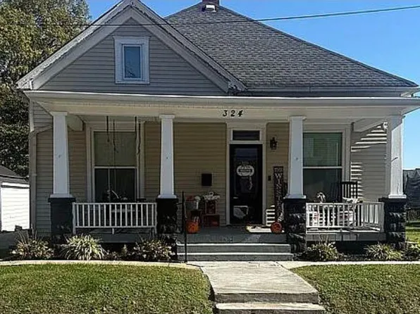 324 S 1st St, Boonville, IN 47601