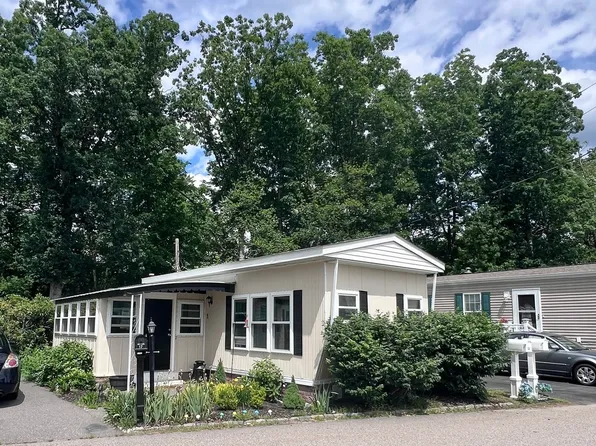 160 Washington St #17, Plainville, MA 02762