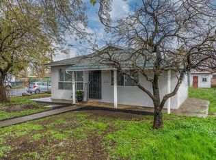 3844 Dry Creek Rd, Sacramento, CA 95838