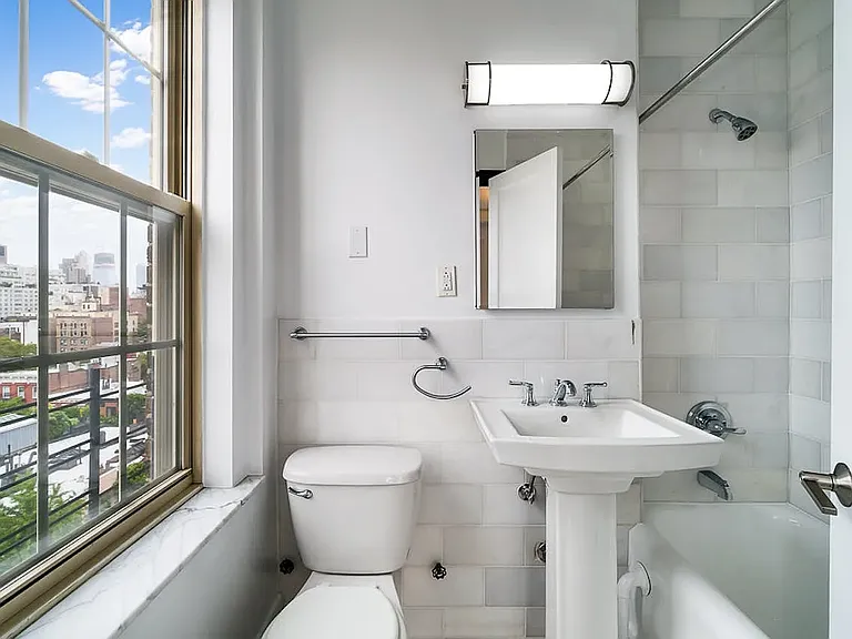 24 5th Ave #1132 — Photo 11