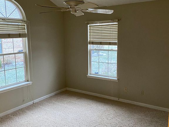 2nd image of 3056 W Applewood Ct #3056
