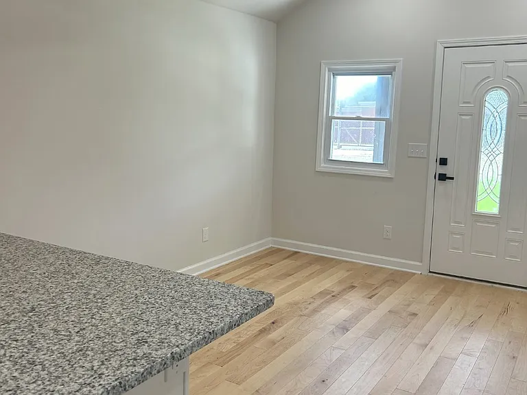303 S Main St — Photo 3