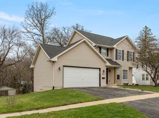918 Julien St, Belvidere, IL 61008