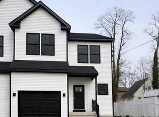 415 Almonesson Rd, Blackwood, NJ 08012