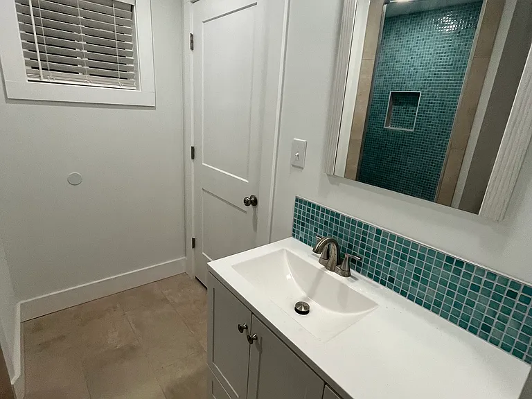 5439 Ornacor Ave — Photo 12
