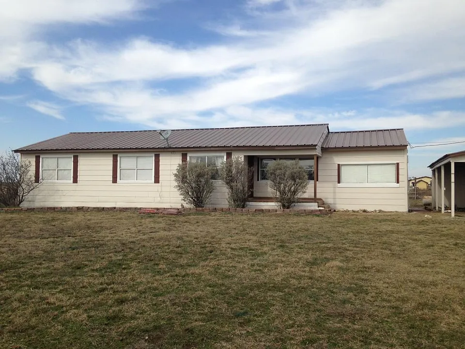 372 Private Road 4523