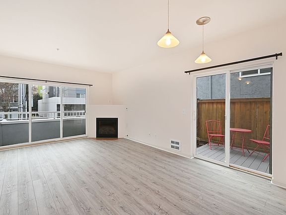 4th image of 1746 NW 57th St APT 102