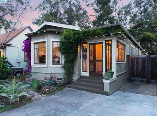 8401 Iris St, Oakland, CA 94605