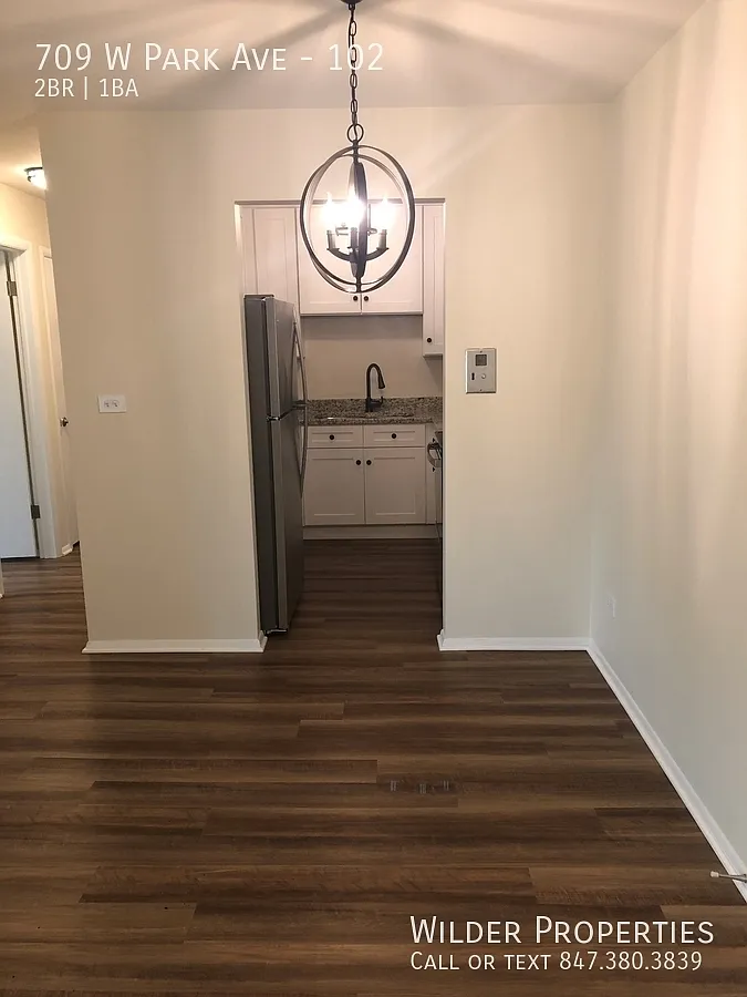 2 bed, 700 sqft, $1,750 — Photo 3