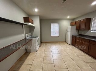 2020 N Grant Ave, Springfield, MO 65803