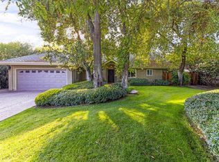 125 N Fairway St, Visalia, CA