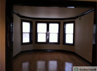 50 W 76th St, Chicago, IL 60620