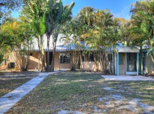 1305 N Central Ave, Sebastian, FL 32958