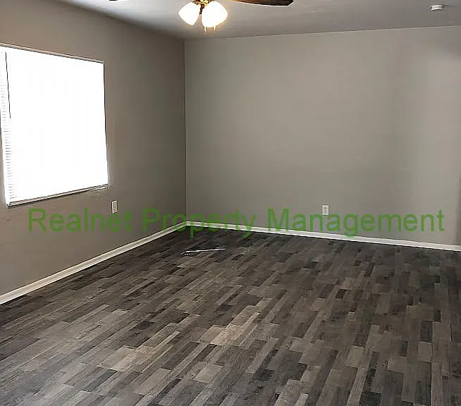 1202 E Linebaugh Ave — Photo 2