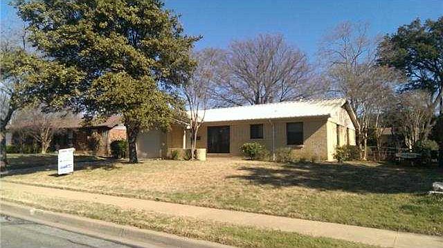 1st image of 1113 Parkdale Dr