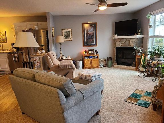 4th image of 1015 E Lincoln St APT 19