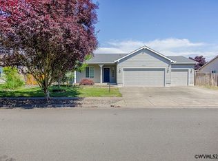 6211 Megan St NE, Albany, OR 97321