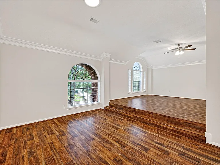 4539 Springfield Lakes St — Photo 24