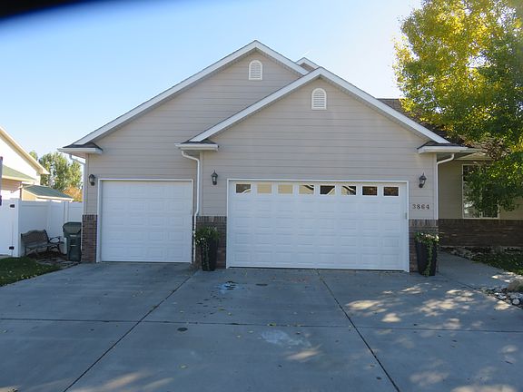 5th image of 3864 Parkhill Dr