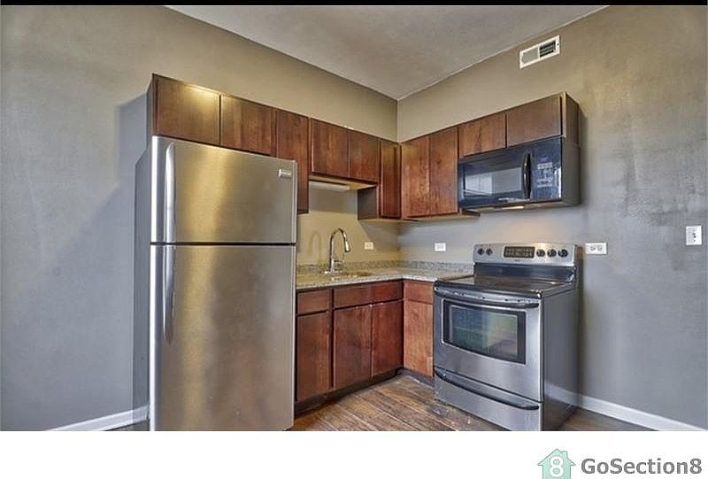 1st image of 1852 S Central Park Ave #2