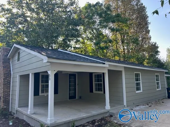 53 Highland Ave, Laceys Spring, AL 35754