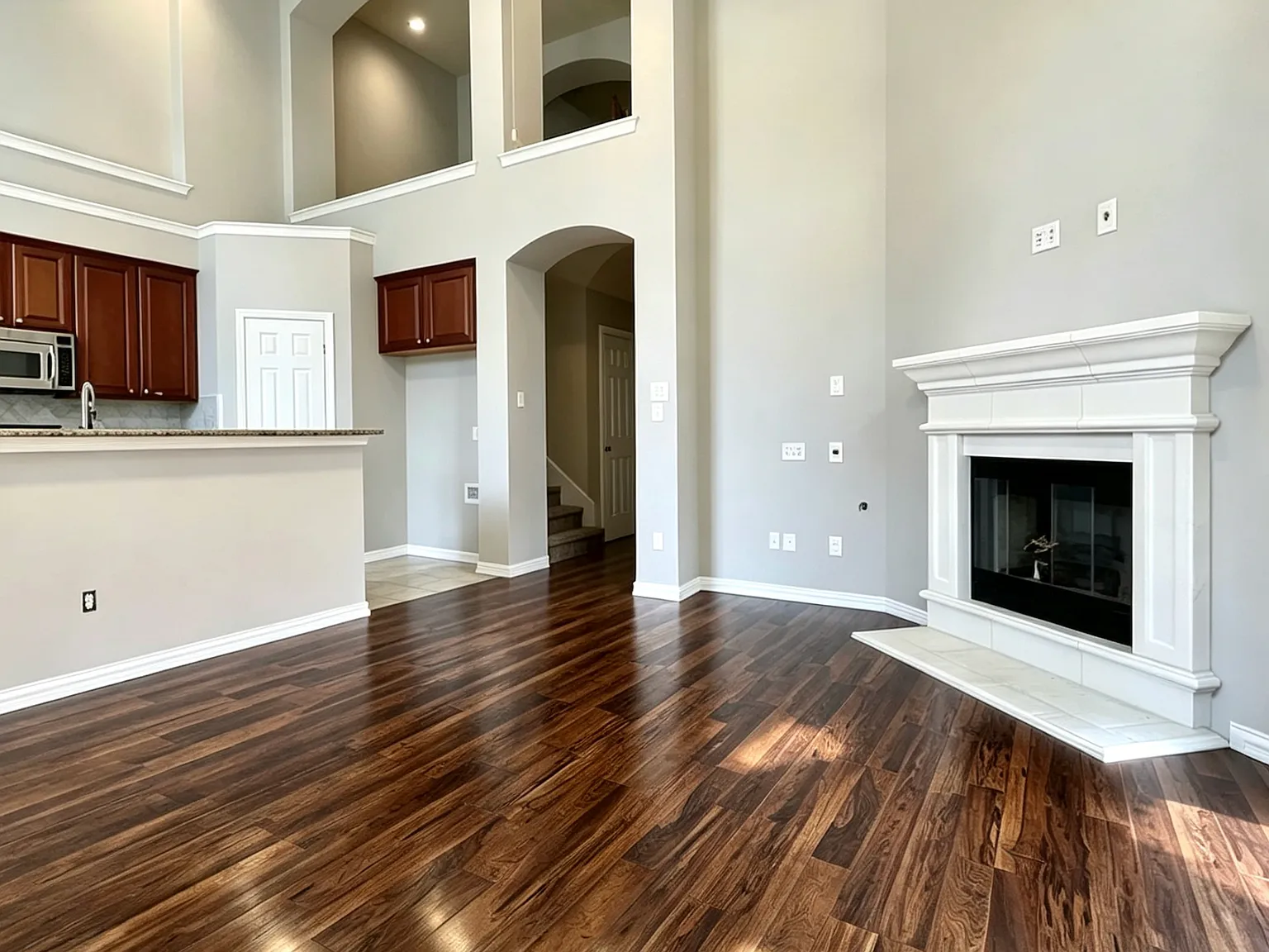 3 bed, 3.5 bath, 2070 sqft, $2,649 — Photo 4