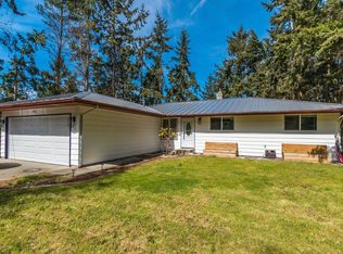 942 Yvonne Ave, Oak Harbor, WA 98277
