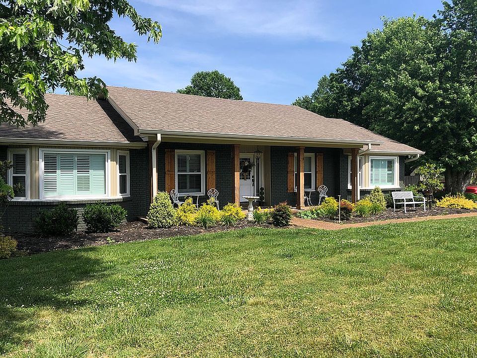 1st image of 353 Rosebrook Dr