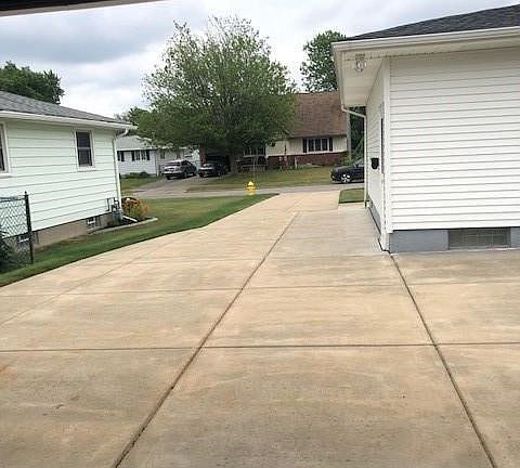 5th image of 3408 Emerling Dr