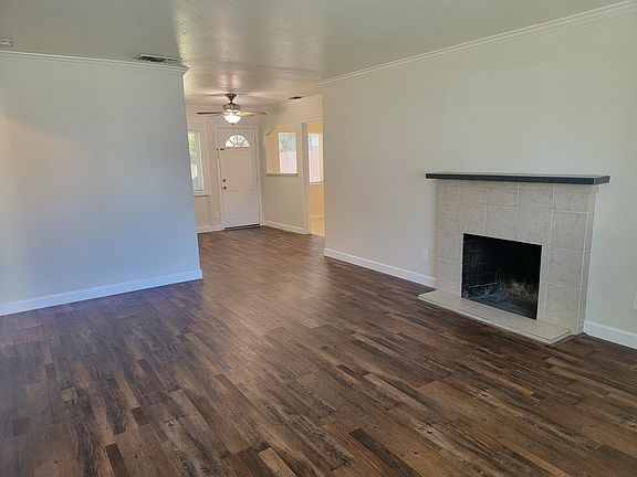 3rd image of 4961 Whittier Dr