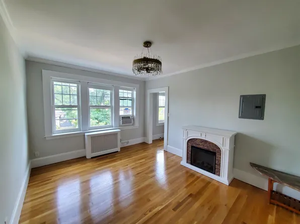 22 Concord Ave, Cambridge, MA