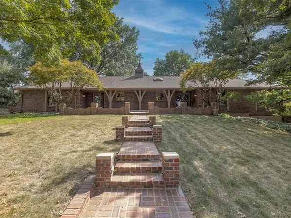 615-617 E 101st Ter, Kansas City, MO 64131