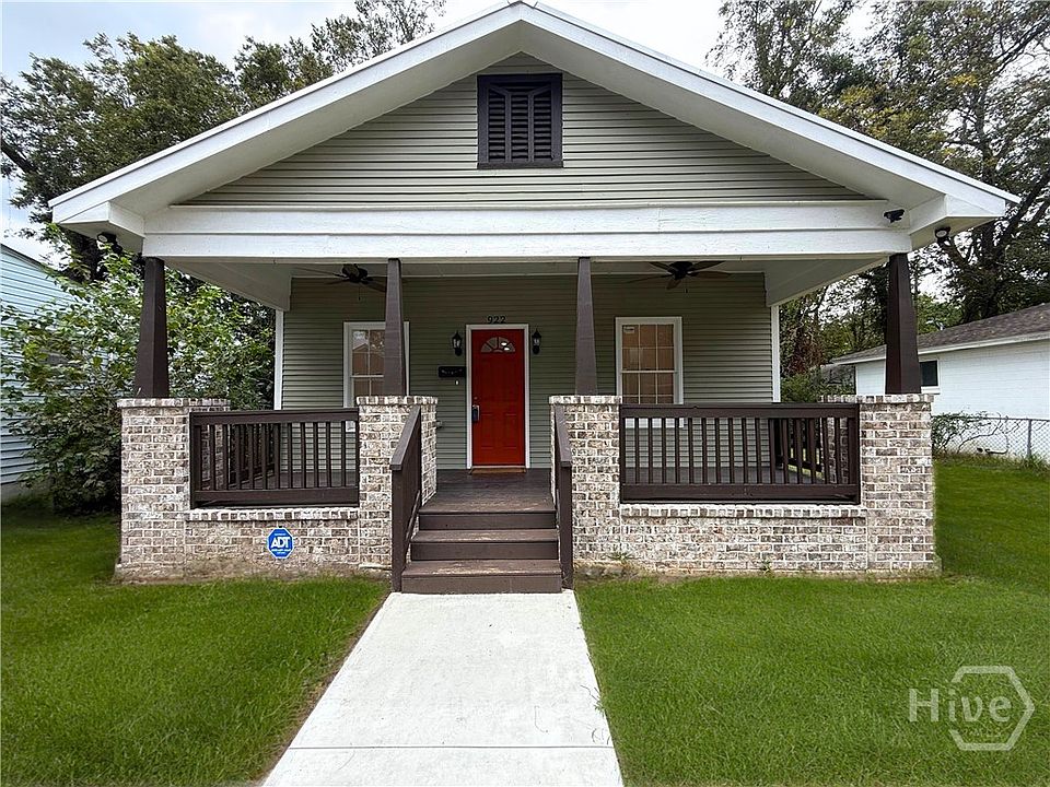 1st image of 922 W 42nd Street