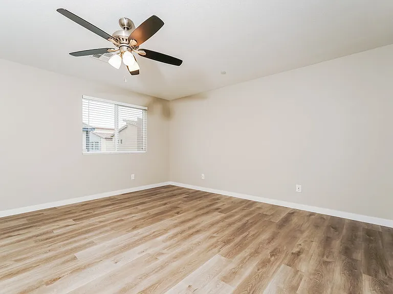 7469 Opal Star St — Photo 9