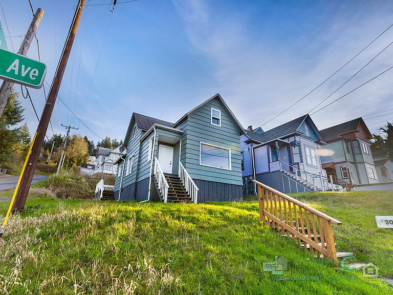 301 Alameda Ave — Photo 7