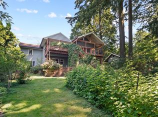 1404 SW Westwood Ct, Portland, OR 97239