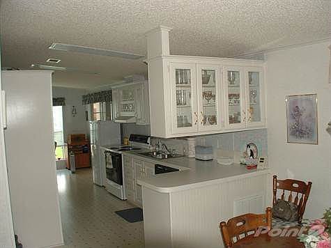 LOTS OF COUNTER SPACE