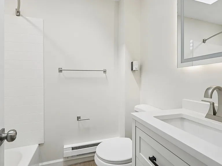 Haven Park Apartments — Photo 9