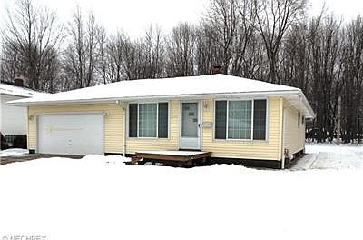 1st image of 36210 Hillcrest Dr