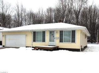 36210 Hillcrest Dr, Eastlake, OH 44095