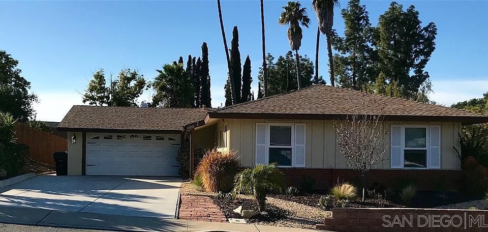 1st image of 16868 Cresta Dr