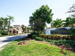 8666 Escondido Way E, Boca Raton, FL 33433