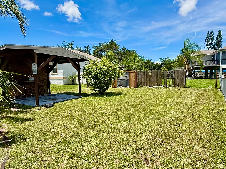 804 W Saint Petersburg Dr #804 — Photo 48