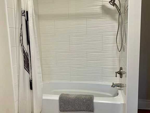 5th image of 4566 Chouteau Ave #A