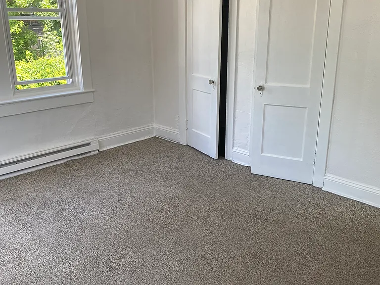686 Rutherford Ave #B-2 — Photo 6