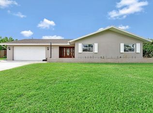 36 Starboard Way, Tequesta, FL 33469