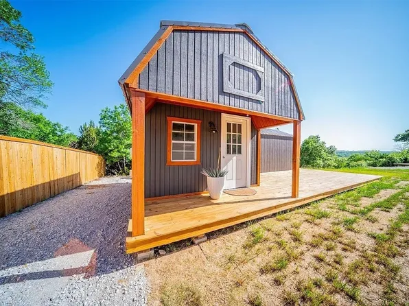 540 Burton Hill Dr, Weatherford, TX 76087