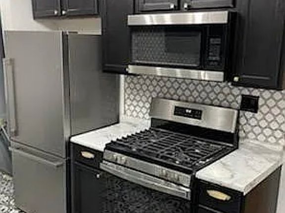 3rd image of 4338 Kentucky St