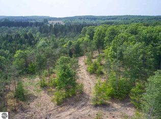 Harlan Rd, Copemish, MI 49625