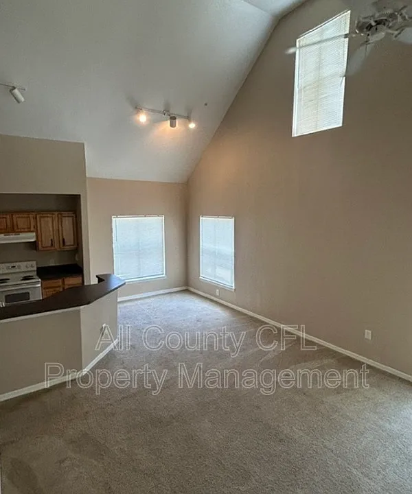 5961 Westgate Dr #2027